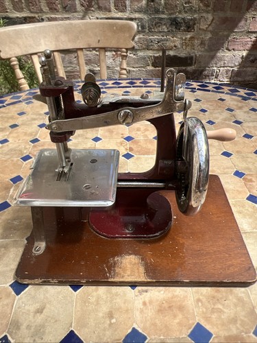 Essex vintage miniature sewing - miniature,