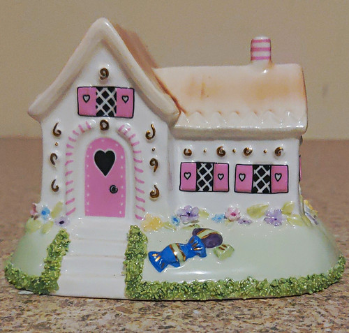 Coalport candy cottage - candy,