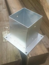 4 x Galvanised Bolt Down Fence Support Square Post Holder Grip Anchor x 4