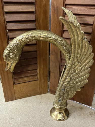 Antique hollywood regency bath - hollywood,