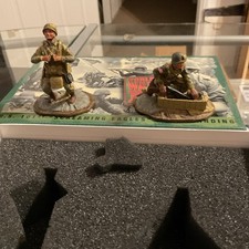 BRITAINS - WORLD WAR II - US 101ST SCREAMING EAGLES - LEAD SOLDIERS MIB ?