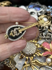 VTG Mandolin Brooch Gold Tone
