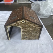 Hornby OO Gauge Already Built Stone Goods Shed