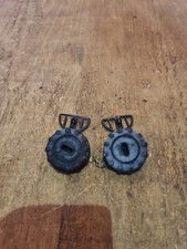 GENUINE STIHL MS170 MS180 CHAINSAW PAIR OF TANK PLUGS 1 X OIL CAP 1 X FUEL CAP 