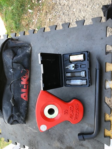 Caravan wheel lock - caravan,