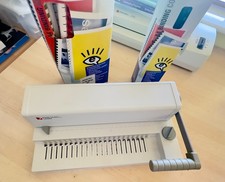 Rexel CB3000 Binder Punch with combs