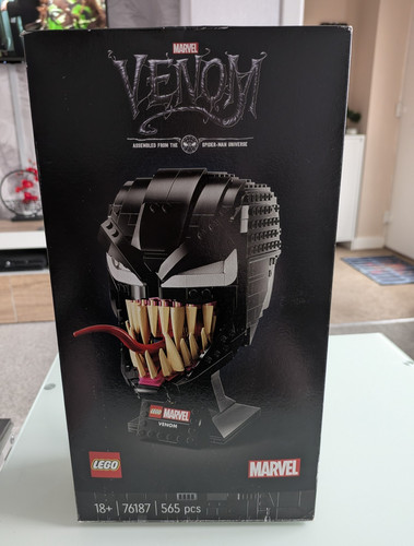 Lego marvel venom helmet 76187 - lego,