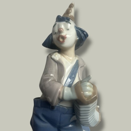 Nao lladro figurine - lladro, clown