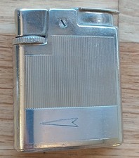 Nice Vintage Ronson Varaflame Silver Tone Cigarette Lighter