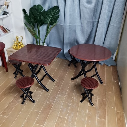 Scale dolls house - 5x,