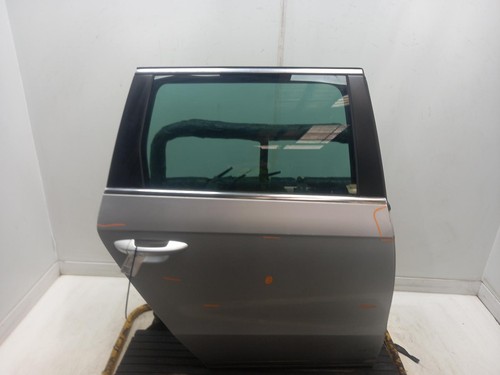 Volkswagen passat right rear - volkswagen,
