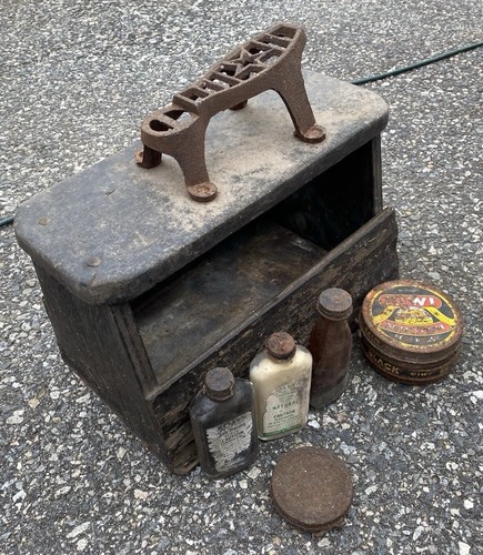 Vintage metal star shoe shine - metal,