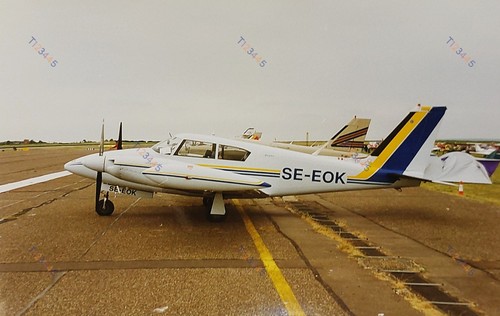Cranfield airfield 1995 - cranfield,