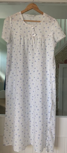 Vintage white floral - floral, cotton
