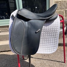 Wintec dressage saddle 17.5