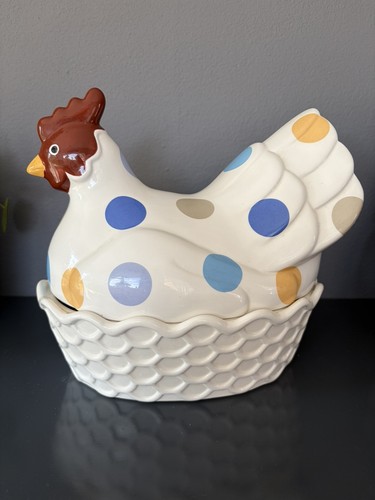Dotty linea hen chicken - by, hen/chicken