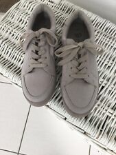 Ladies NEW  Lightweight  Lacing  Flat Shoe Size 5 (38)  Beige New Look 915