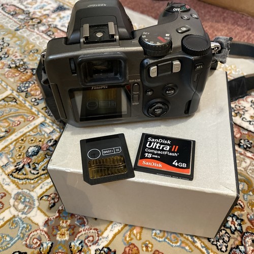 Fujifilm finepix s602 zoom - fujifilm,