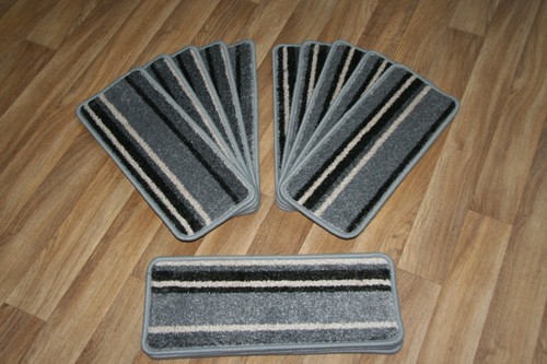 Striped open plan - plan, carpet