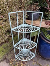 Three tier folding - tier, corner