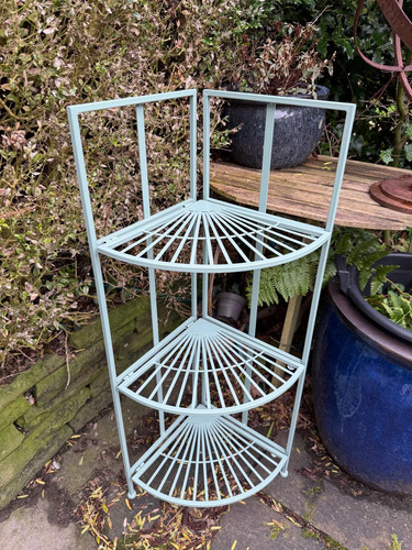 Three tier folding - three,