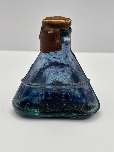 Old aqua glass derby all - aqua,
