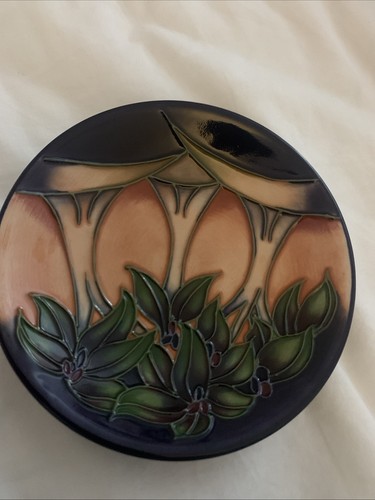 Moorcroft pottery pin - pottery, dish