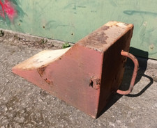 Ex MOD /| Heavy Duty 190mm x 230mm Metal Vehicle Wheel Chock Block