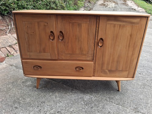 Ercol sideboard model 366 - ercol,