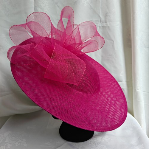 Dark pink flower - flower, wide