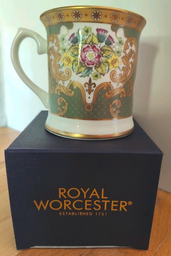 Royal worcester queen - worcester,