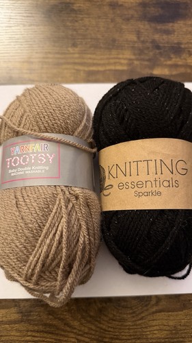Pair knitting yarn - pair, both