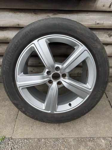 Genuine audi tron 2018 - audi, 2018-22