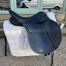 17 Black Wintec Flocked General Purpose Saddle With Adjustable Gullet