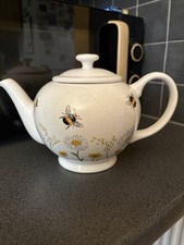 Bee Teapot In Excellent
