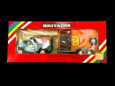 Vintage Britains 9593 Land Rover & Double Horsebox, Green Model Car 
