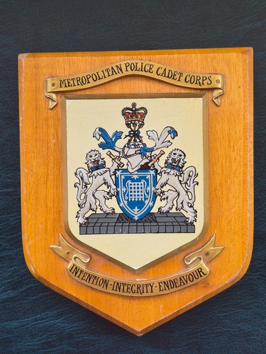 Vintage wooden wall plaque for