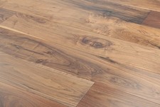 UV Lacquered Engineered Walnut
