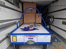 Sonic air hockey table, ex arcade machine