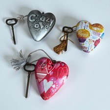 Demdaco Hanging Heart Ornaments x 3 Chambon & Berg Designs with Keys