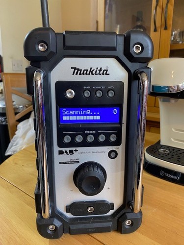 Makita dmr110 dab - makita, fm