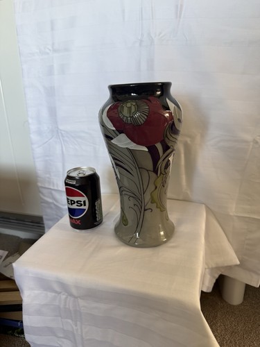 Rare large moorcroft peacock - large,