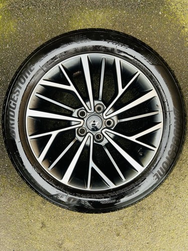 Hyundai genuine alloy - 18”,