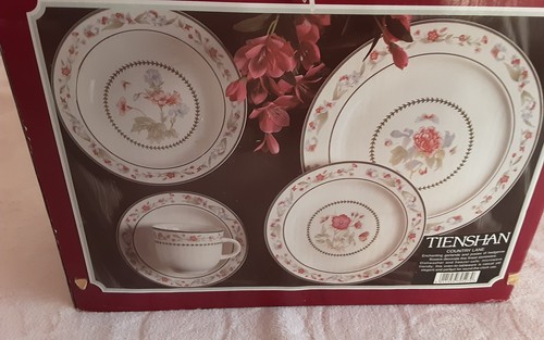 Tienshan country lane piece - country,