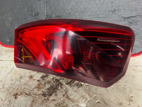 Toyota avensis hatchback rear - toyota,
