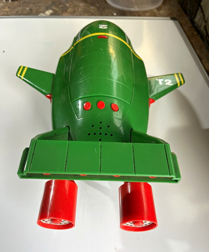 Thunderbirds green toy - 2,