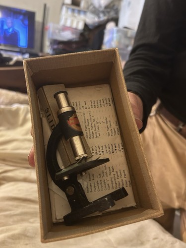 Students microscope box - students,