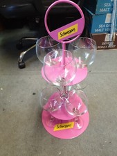 Schweppes  Pink Gin Tree And 6