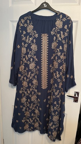 Stunning blue khaddar - stunning, fabric