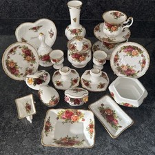 Royal Albert Old Country Roses, 21 Pieces Cup, Saucer , Bell, Vase, Ornaments,